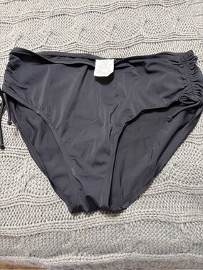 Women’s Black Ruched Side Bikini Bottom